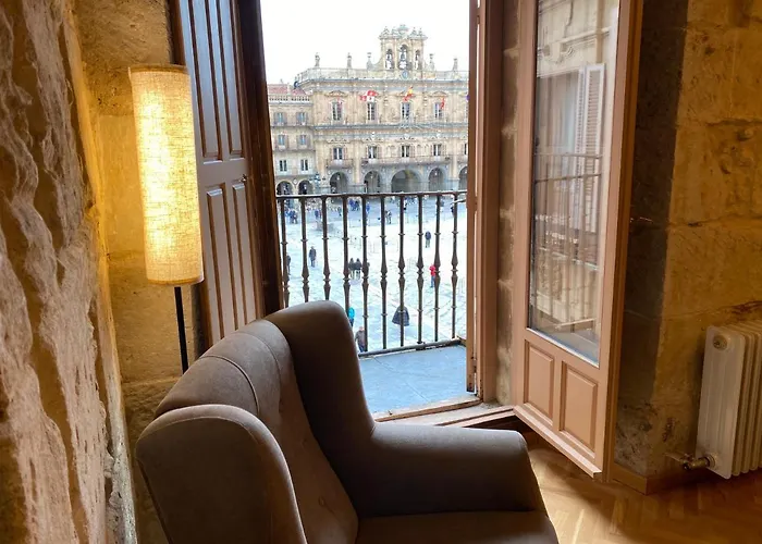 Plaza Mayor Con 2 Balcones A La Misma Plaza Mayor * Salamanca